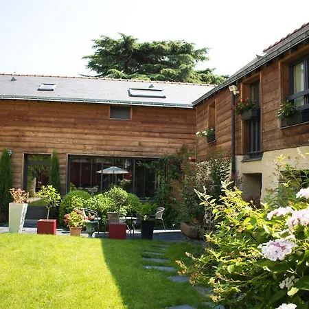 Bed and Breakfast Madeleine et Cie Angers Exterior foto